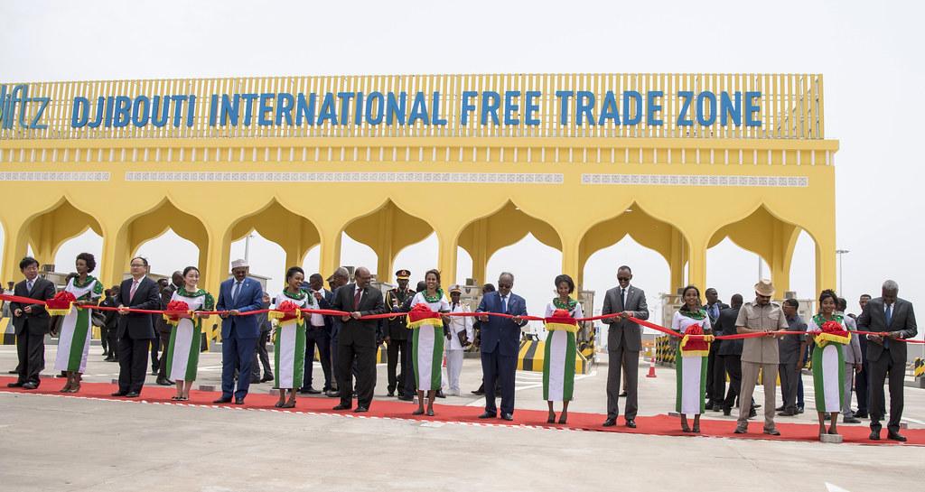 President Guelleh oversees the inauguration of the Djibouti International Free Trade Zone in 2018. Source: https://africanarguments.org/2021/05/what-guelleh-missed-in-trying-to-turn-djibouti-into-the-singapore-of-africa/