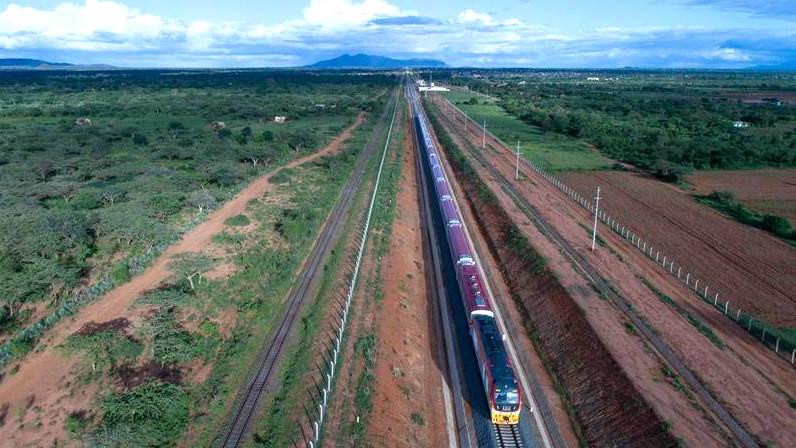 A train carries out a test run on Kenya's Mombasa-Nairobi Standard Gauge Railway (SGR) on May 24, 2017. Source: https://news.cgtn.com/news/3d49544f3541444e/share_p.html