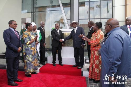 Tanzanian President Magufuli (center left) and Ugandan President Musseni (center right) attended the completion ceremony of the Nyerere Plaza project in Dar es Salaam, Tanzania, Sept 6, 2019. Source: https://www.imsilkroad.com/news/p/384022.html